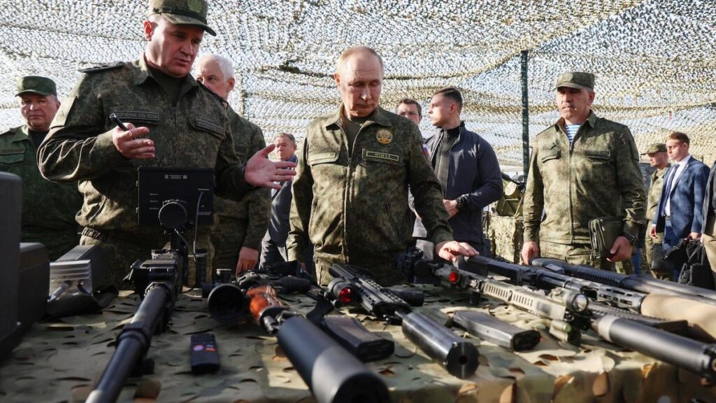 ロシアとベラルーシの共同軍事運動は、100.000人の参加軍が6000人しかいなかったと主張している、とデンマークの全国ニュースは報告している