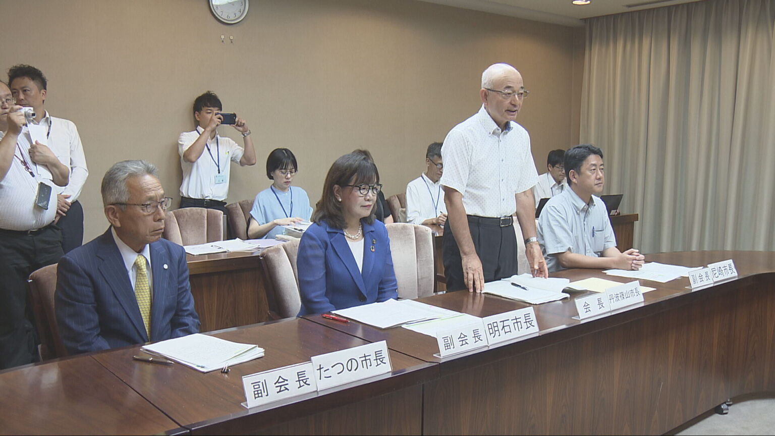 兵庫県市長会 医療体制の充実や農業への支援など求める要望書を知事に提出 - サンテレビニュース