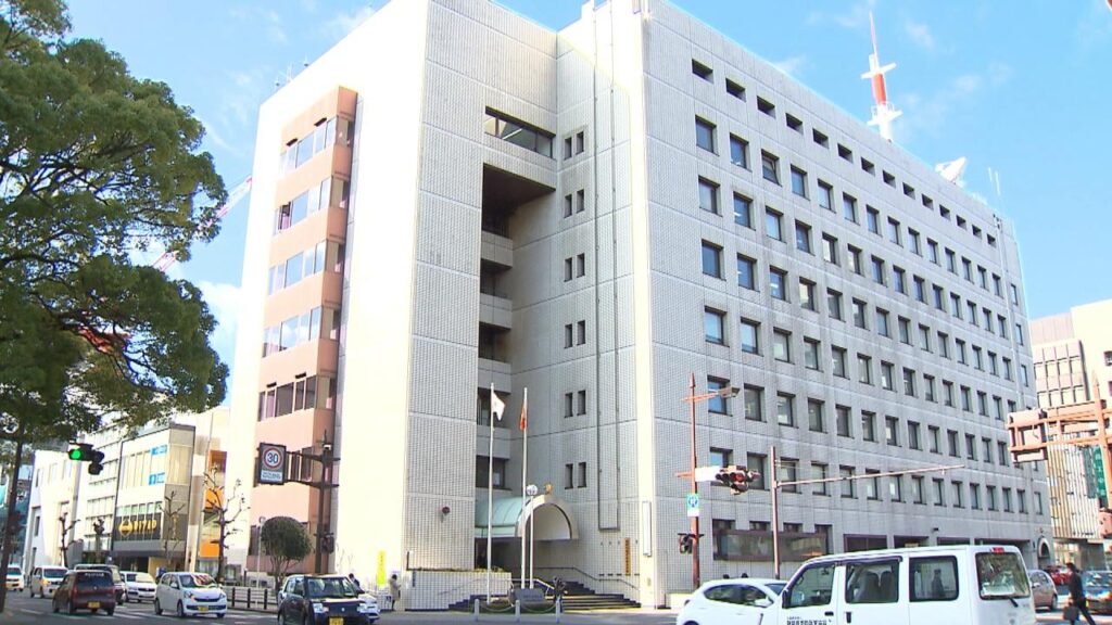 コーヒー店駐車場で自慰行為　自称・会社員の男を逮捕　「陰部は出したが自慰行為はしていない」