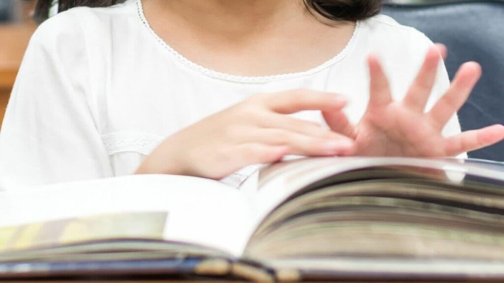 そりゃ東大に合格するわ…本当に頭のいい家に必ずあった｢算数､理科好きをつくる分厚い本｣とは【好奇心のタネとなる身近なモノ】