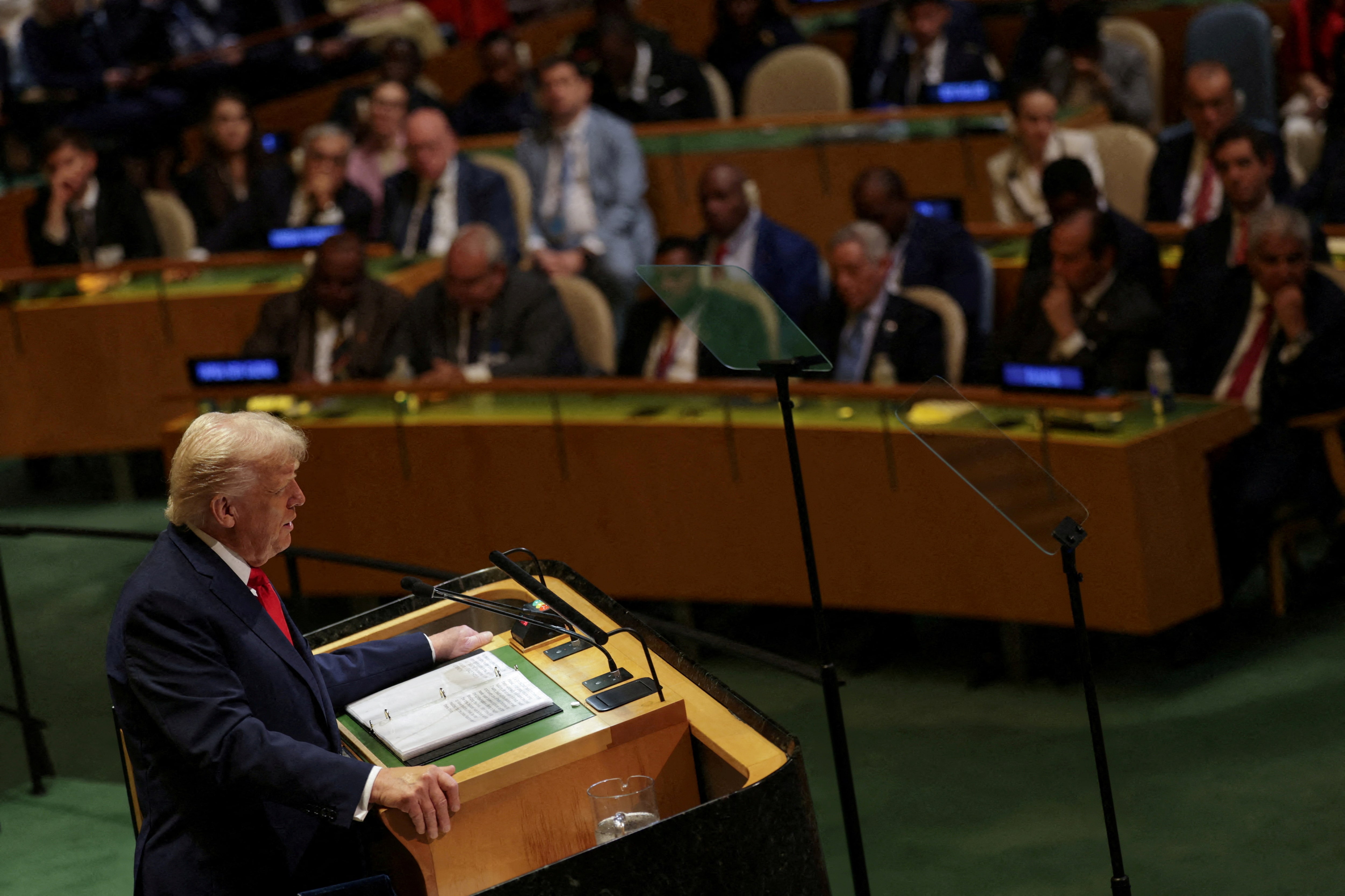 ロシア、トランプ氏の「張り子の虎」発言に反論　経済安定と説明