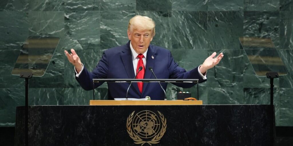 トランプは国連住所でスクリプトを外し、原子力と化石の燃料に戻ることでドイツを称賛する：「すべて緑はすべて破産している」