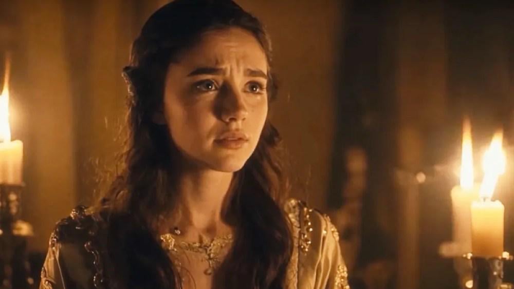 ai女優ティリー・ノーウッドはサグ・アフラによって非難されました：ティリーは俳優ではありません...それは描くべき人生の経験がなく、感情もありません」