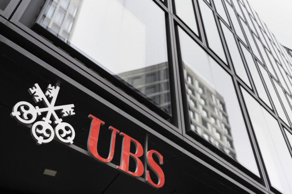 UBSの「ボーナスを後押し」して、トップの資産スタッフを維持します