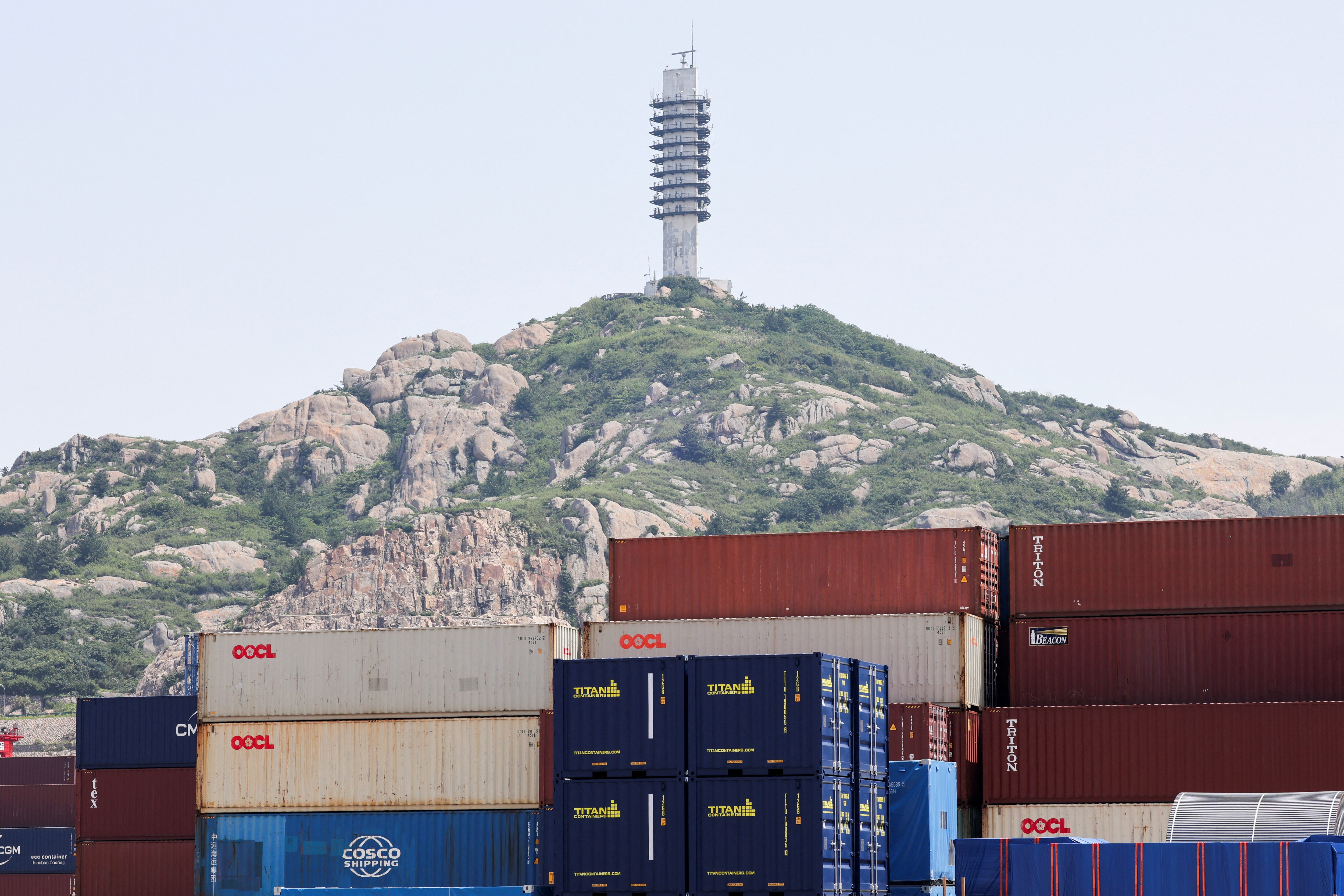 中国8月輸出は前年比4.4％増、予想下回る　輸入1.3％増