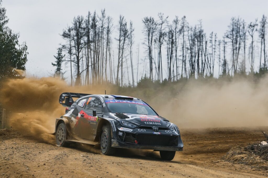 WRCチリ：トヨタはセバスチャン・オジエが僅差のトップ争い – RALLYPLUS.NET ラリープラス