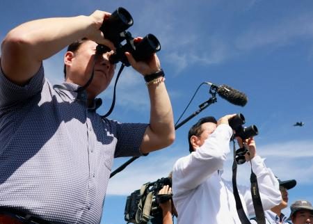 米空母艦載機訓練「もう二度と」　山口・岩国基地視察の村岡知事 - 琉球新報デジタル