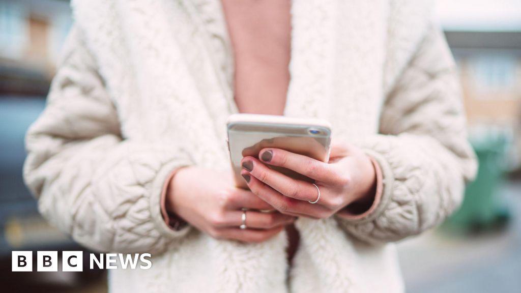 FacebookとInstagramは、広告を停止するために£2.99の英国のサブスクリプションを取得します