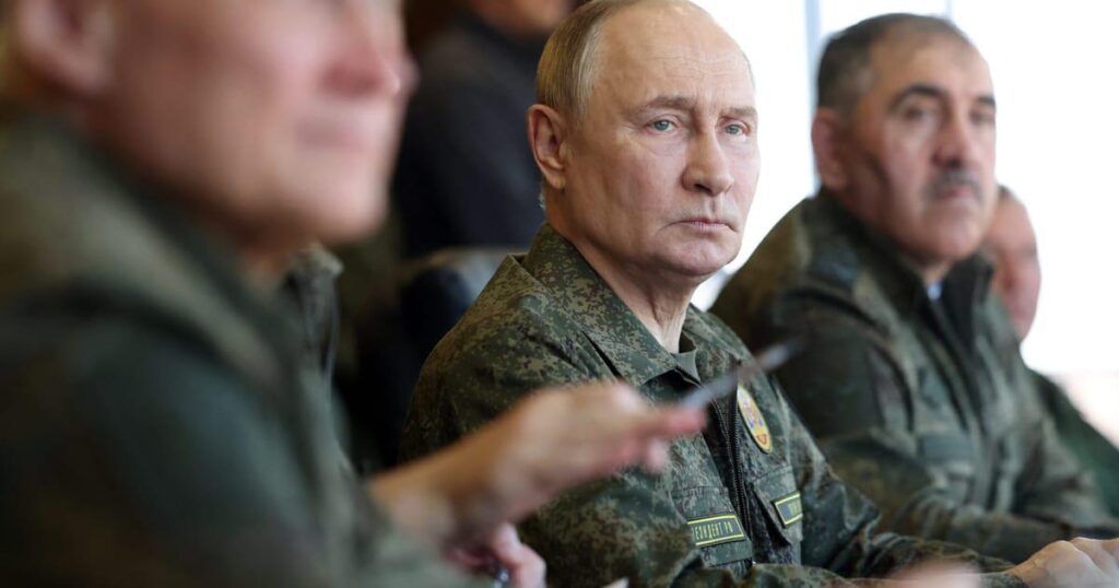 ウクライナ戦争が財政を排出するにつれて、プーチン大統領は再び税金を引き上げることを余儀なくされた