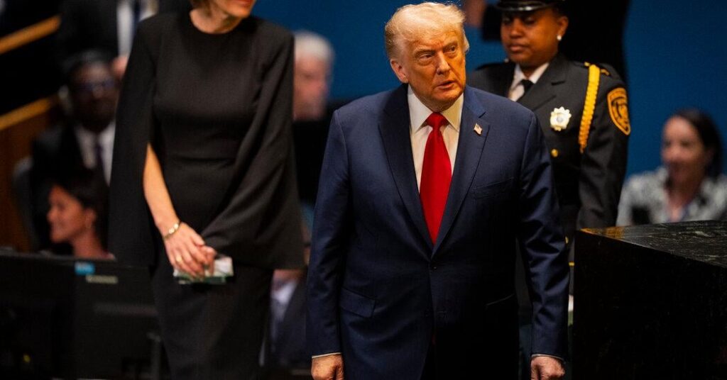 トランプは昨日のゼレンスキーとの会談の後、彼の考えを変えました：「ウクライナはすべての雇用された領土を回復することができます」。その方法を説明していません