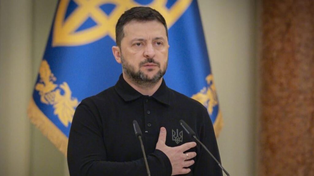 Zelenskyyは、英国との100年間のパートナーシップ契約の批准をオフにする