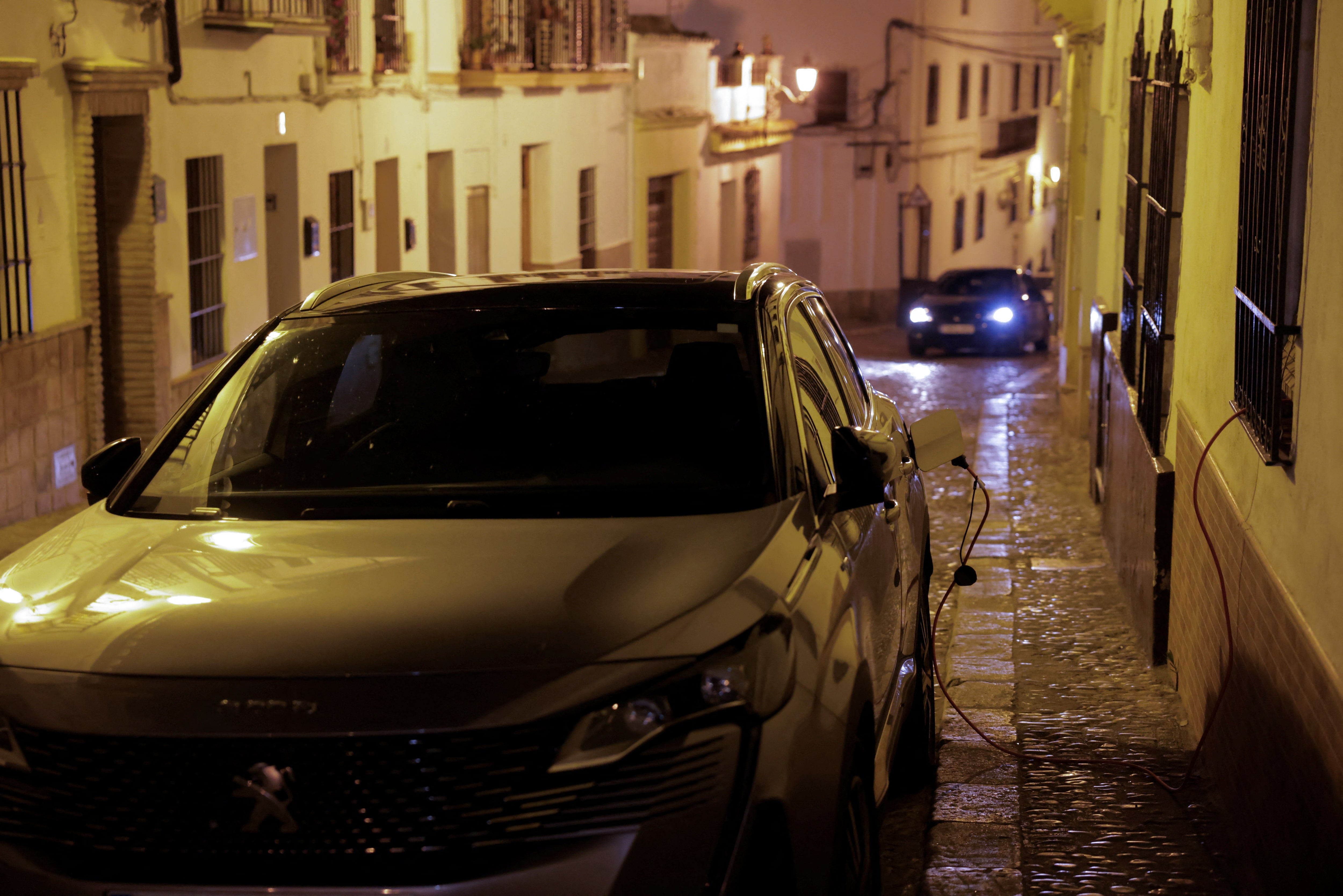 ハイブリッド車は低排出車ではない、公称値大幅に上回る排出量＝調査