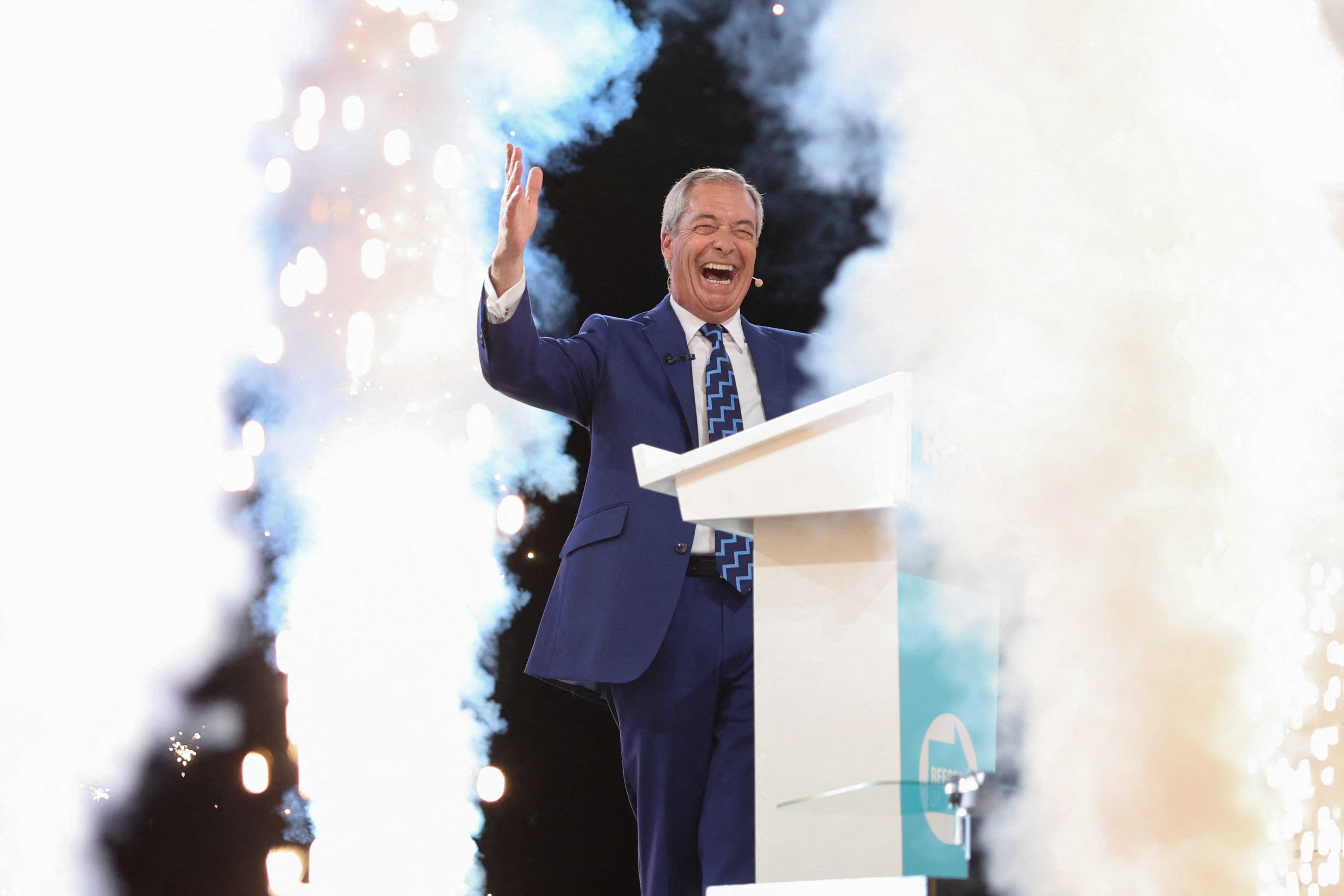 リフォームＵＫ党首、政権獲得準備を表明　「英国を再び偉大に」