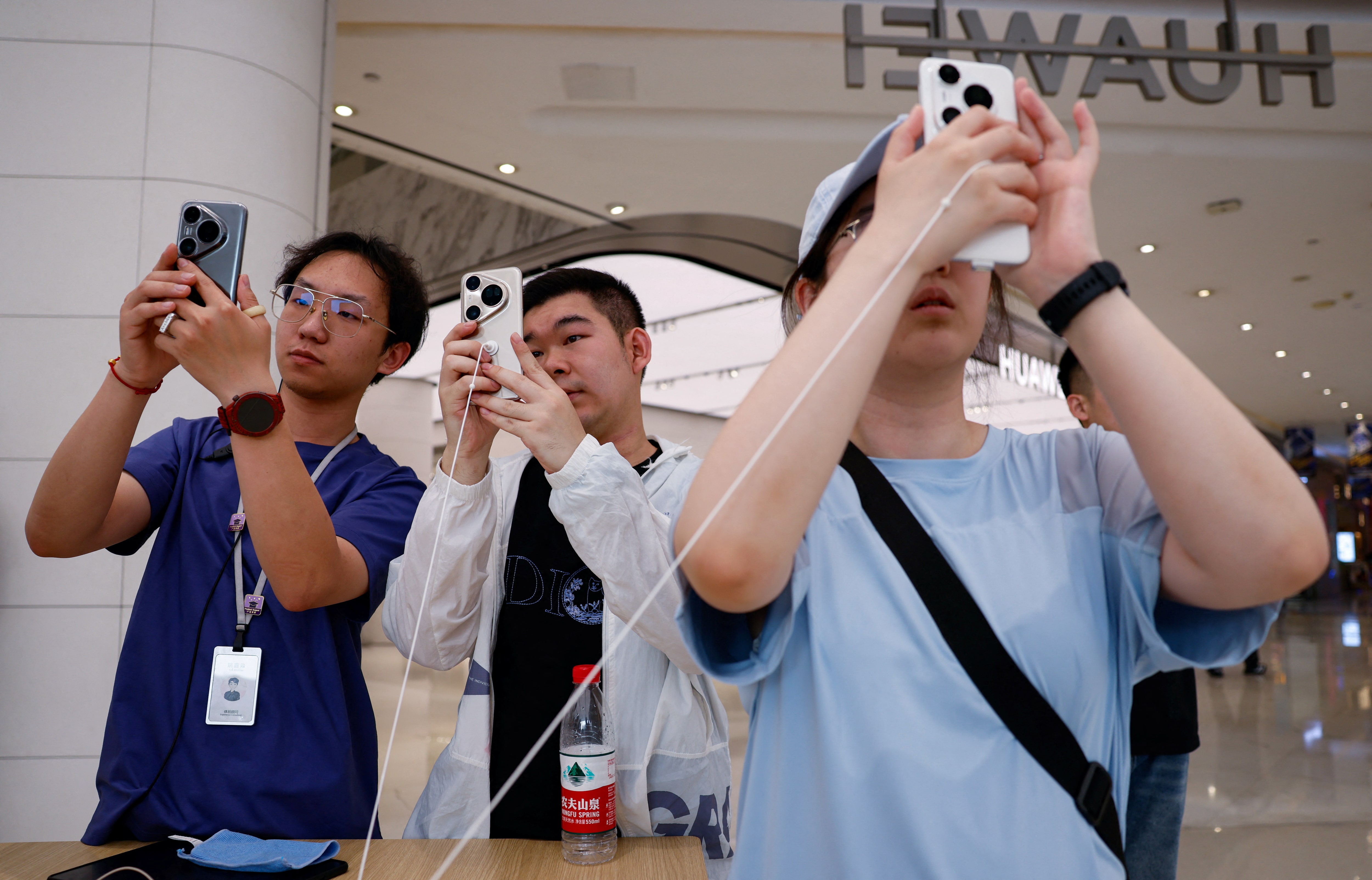 中国スマホ市場低迷、第3四半前半は前年比2％減＝調査会社