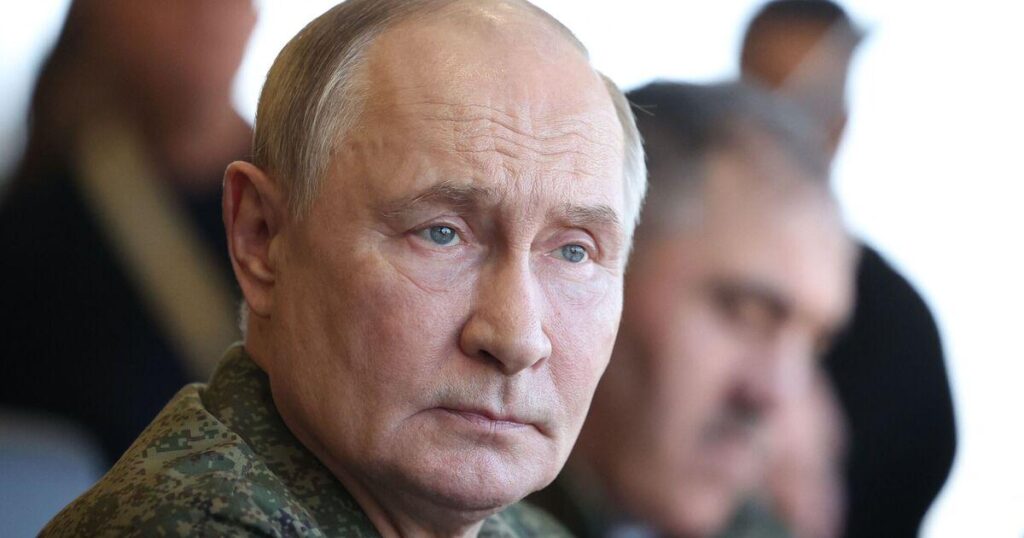 プーチンは50歳の地図を使用してウクライナでのロシアの進歩を主張するために捕まった