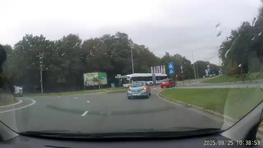 バスは運転できません