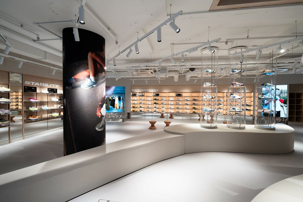 ロンドン旗艦店の内装