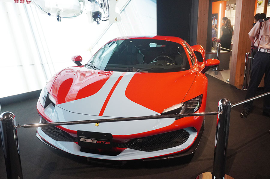 万博イタリア館にまた追加、フェラーリの展示にＳＮＳ驚き | Lmaga.jp