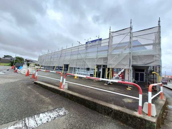 富山初出店!地域最大級の品ぞろえ!?富山市森に『駿河屋 富山 北の森店(するがや)』なるプラモデル・フィギュア・アニメ雑貨などの買取販売店がオープンするらしい。 : とやま速報 駿河屋1