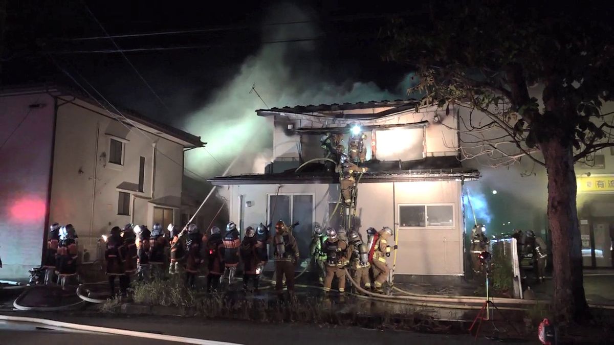 住宅を半焼　一時騒然　岩手県盛岡市