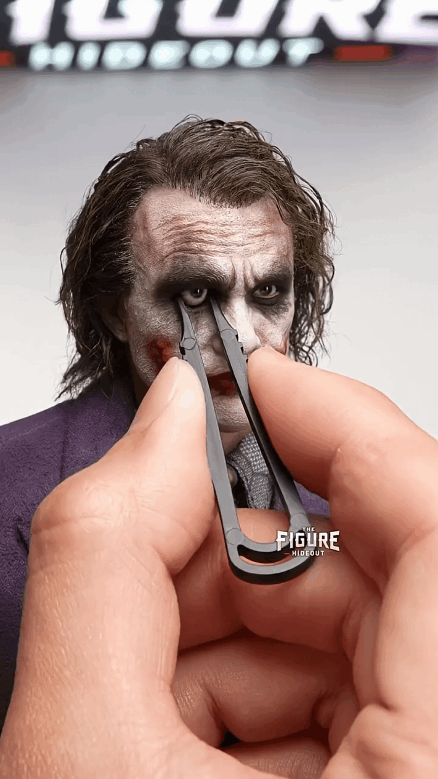 ¥25万（$1,700）のジョーカーフィギュア🃏