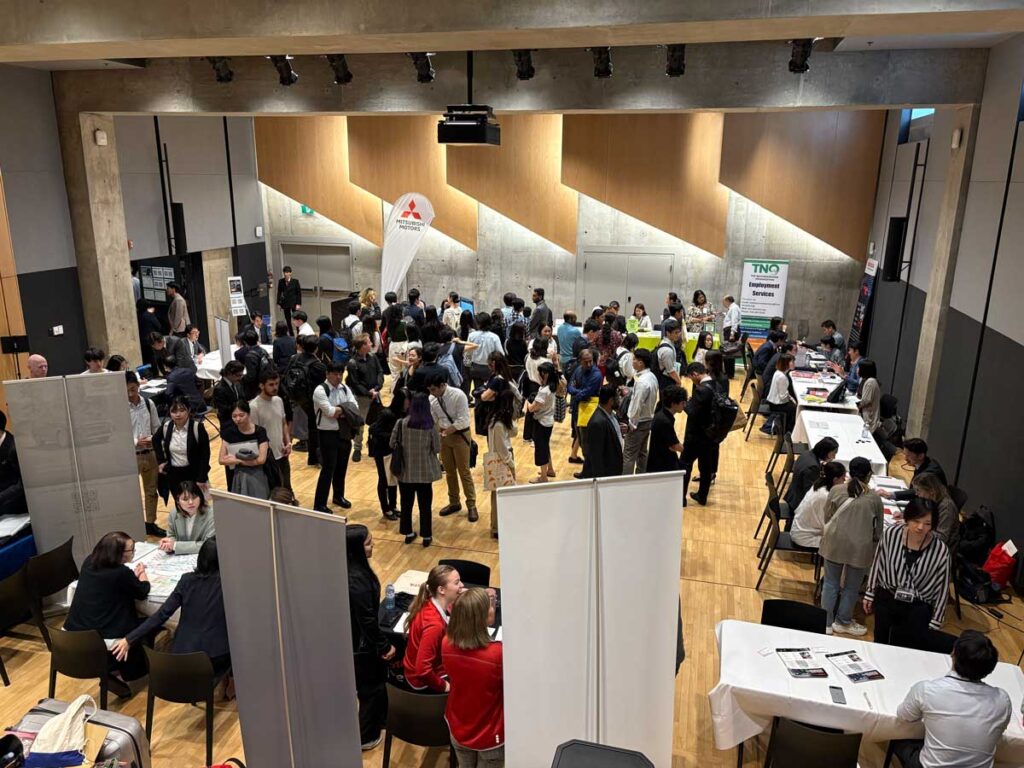 10・5(日)日英バイリンガル人材のためのキャリアイベントが今年もトロントで開催!「Career Connect in Toronto 2025」 10・5(日)日英バイリンガル人材のためのキャリアイベントが今年もトロントで開催!「Career Connect in Toronto 2025」