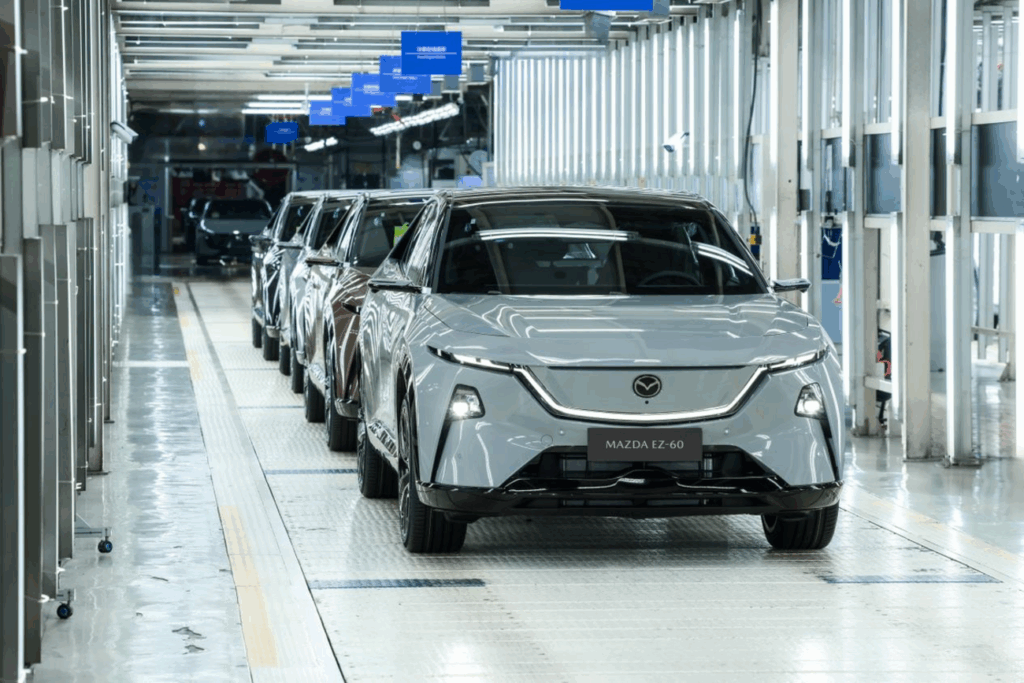 「MAZDA EZ-60」が中国で"2025年優れた車体構造TOP10"と"最優秀材料賞"をダブル受賞。 - つらつらとMAZDA