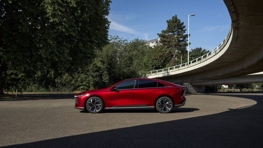 「MAZDA6e（右ハンドル）」のテスト車両が再びオーストラリアでスクープ、現地法人も走行テスト実施を認める。 - つらつらとMAZDA
