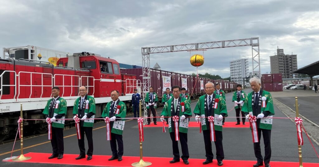 宮城の新米、仙台で初荷式 貨物列車に運び全国へ - 日本経済新聞