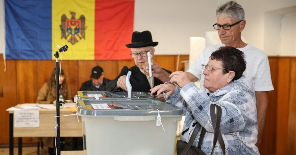 モルドバ議会選、親米欧の与党が優勢 ロシア干渉で混乱懸念も - 日本経済新聞