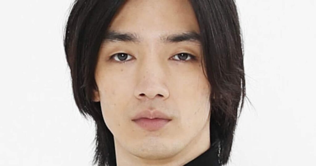 俳優の清水尋也容疑者を大麻所持の疑いで逮捕 自宅から植物片、巻き紙など押収