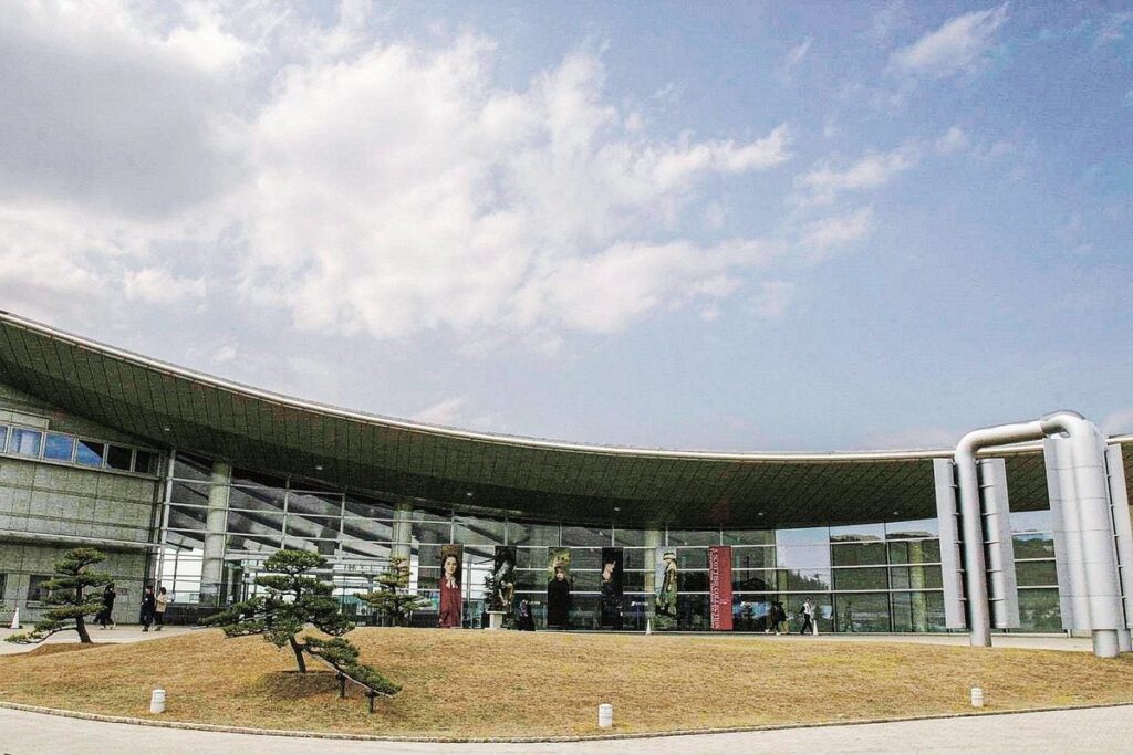 島根県立美術館が休館 当面の間、空調設備に不具合か - 山陰中央新報デジタル
