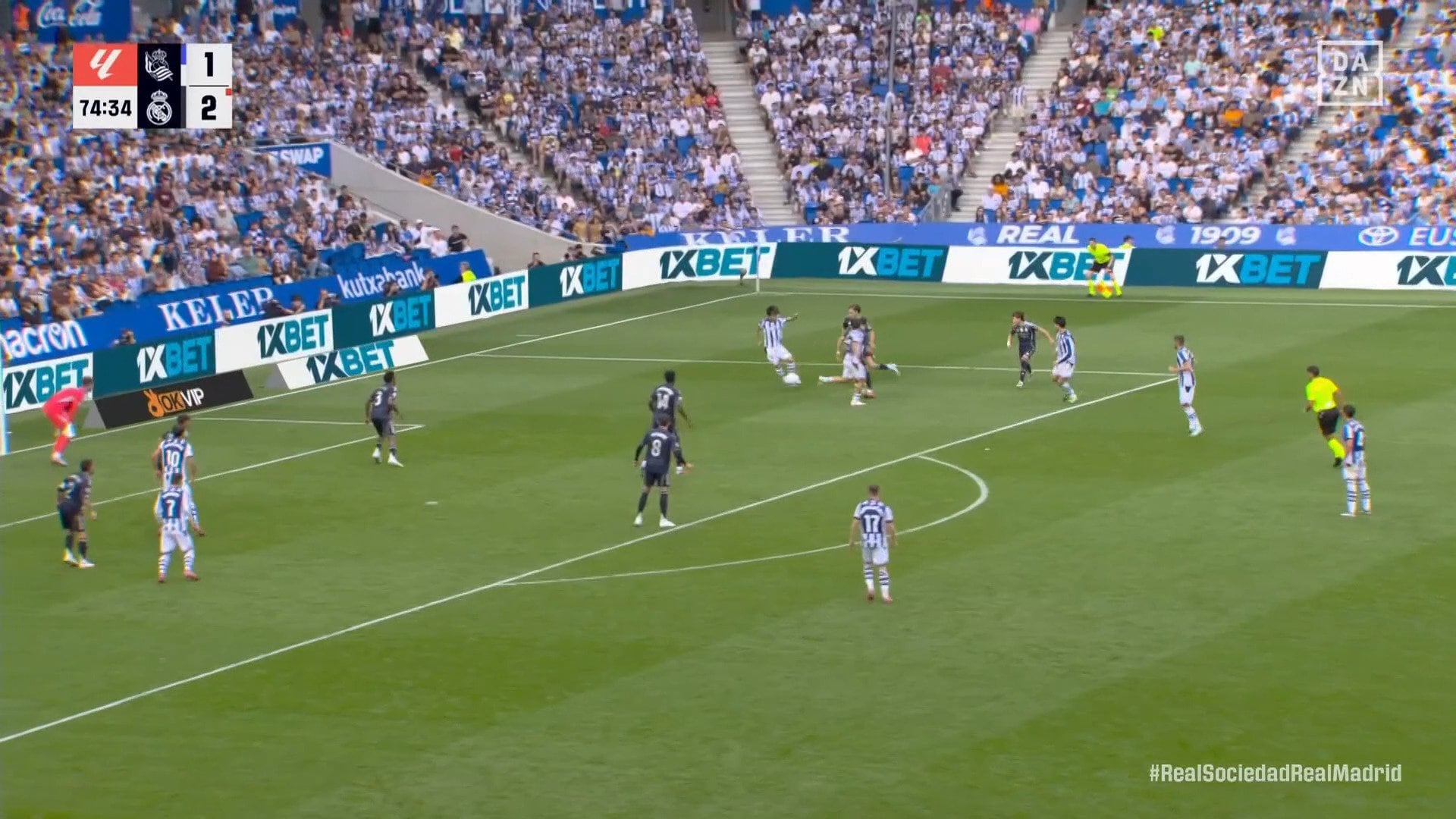 【映像】スペイン代表との華麗なワンツー