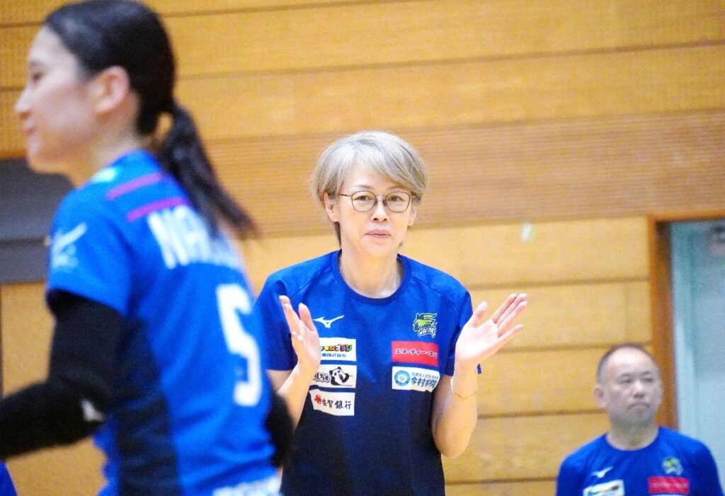 ＜SAGA久光スプリングス＞中田久美HCインタビュー　9年ぶりに指揮、昨季より「いい景色」を 大同生命SVリーグ開幕まで約1カ月 | スポーツ | 佐賀県のニュース