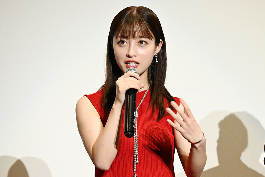 『カラダ探し THE LAST NIGHT』の映画舞台挨拶に登壇した橋本環奈（9月12日・大阪市内）