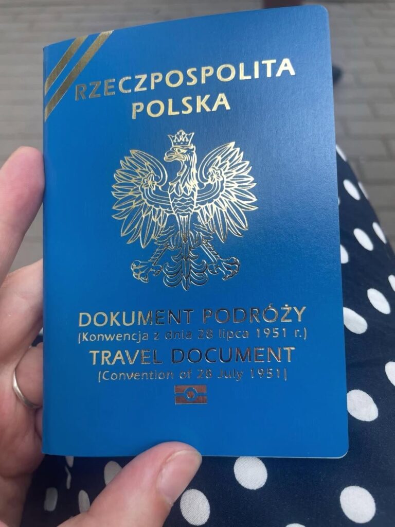 外国人のためのポーランドの旅行文書