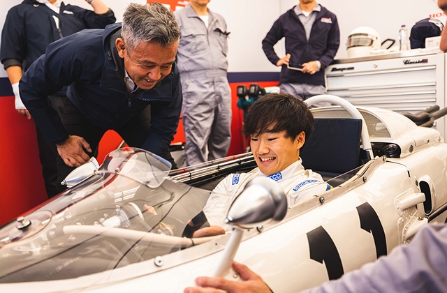 裕毅、メキシコGPでRA272のデモランを担当