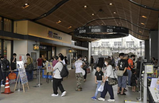 ＪＲ松山駅で新駅舎１周年フェスタ 「伊予灘ものがたり」ジオラマ展示や記念切手販売