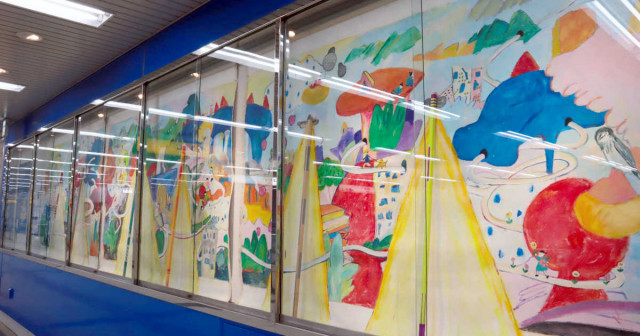 兵庫ゆかりのアートが海岸線に登場！「KOBE SUBWAY MUSEUM」が新たに4駅でスタート（Kiss PRESS）｜ｄメニューニュース（NTTドコモ）