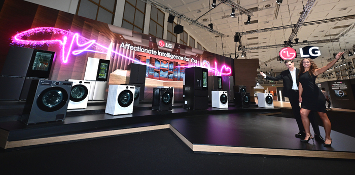 LG電子が5日（現地時間）からドイツ·ベルリンで開かれる欧州最大の家電展示会「IFA2025」に設置したブースの様子。 <LG電子>