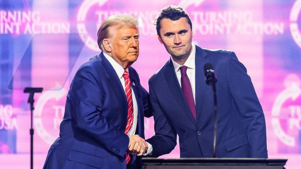 アメリカは政治的暴力に掴まれています - そして、トランプのビトリオールはその一部です