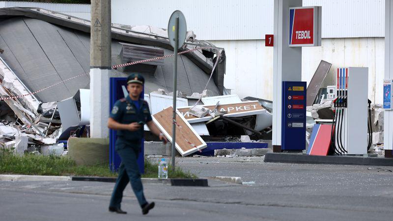 クレムリンは、ロシアの供給がウクライナのドローンによって破壊されるため、年末まで燃料輸出を禁止します| CNN