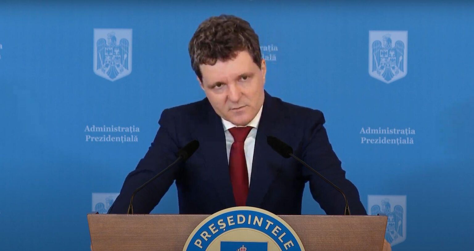 Nicușor Dan：民主主義が治安判事に対してこの態度をとることは健康だとは思わない。もし私が政治家だったなら、私は世論調査を見て、私は世界が嫌いであり、私は治安判事を呪うためにこの聖歌隊に入ることに気付くでしょう