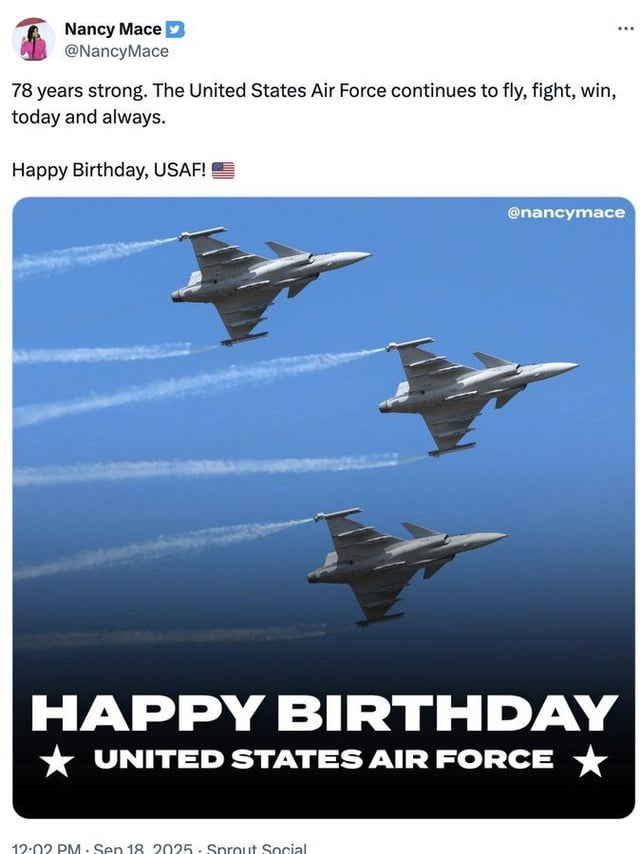米国下院のメンバーは、Saab 39 Gripenの写真で米国空軍を祝います