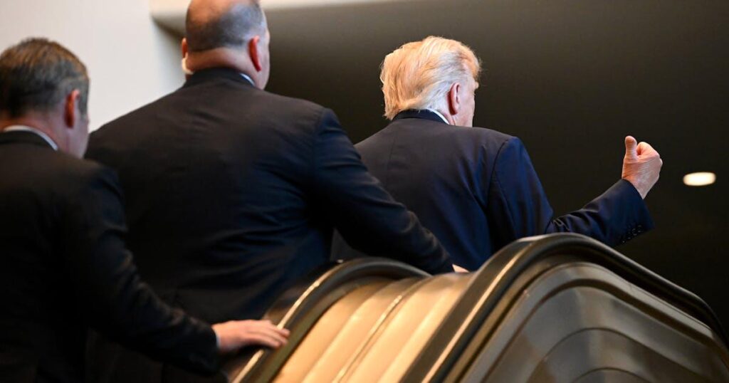 トランプ自身のチームが国連のエスカレーターとテレプロンプターを台無しにしたことが判明しました