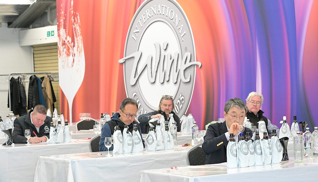 「IWC 2025」の審査会の様子