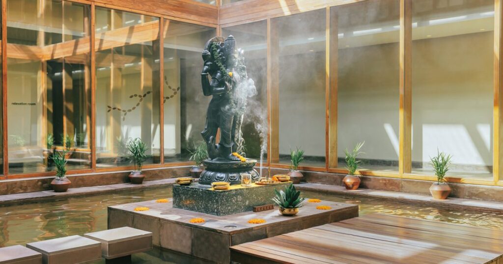 一度は体験すべき、本場インド・ヒマラヤの極上アーユルヴェーダ「シックスセンシズ ヴァーナ」 | GOETHE