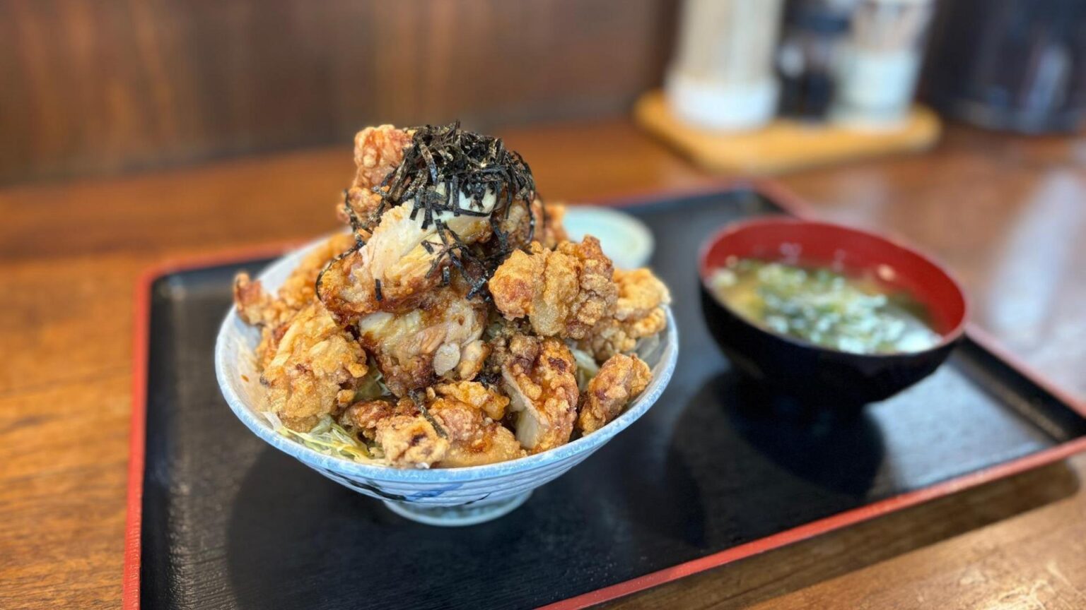【高松市】圧巻のデカ盛りからあげ丼！9月にオープンした定食屋さん（鈴木広子） - エキスパート - Yahoo!ニュース