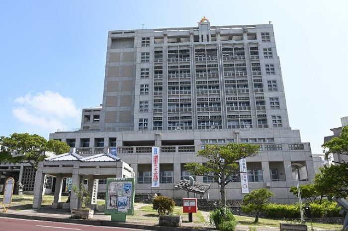役所の窓口対応「午後4時まで」に変更　沖縄県浦添市、働き方改革で　水道局も - 琉球新報デジタル