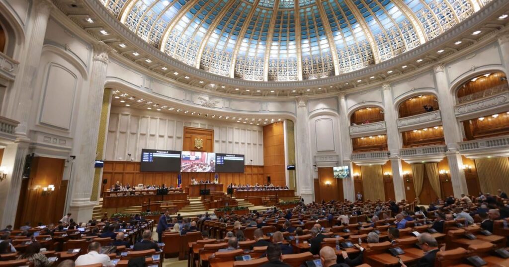 ボロジャン政府に対する4つの検閲動議はすべて失敗しました。反対、署名よりも票が少ない